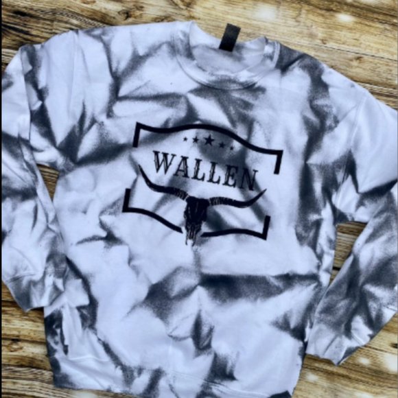Tops - Wallen Sprayed Reverse Tie Dye Look Sweatshirt
